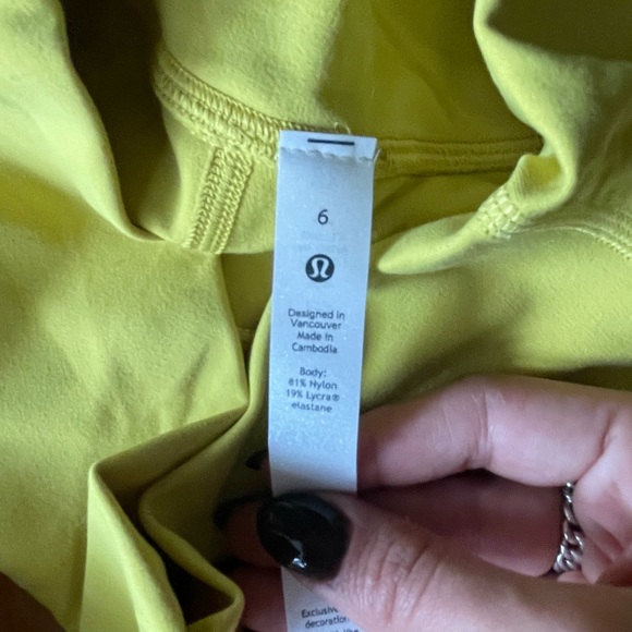 Lululemon brand new leggings! New without tags - Picture 3 of 3